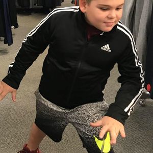 Meet your Posher, Gregory